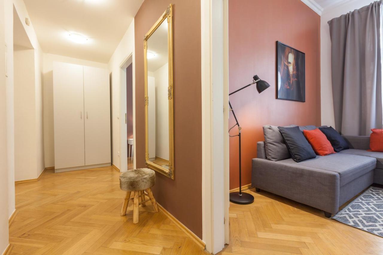 Nejedleho Apartmeet プラハ エクステリア 写真