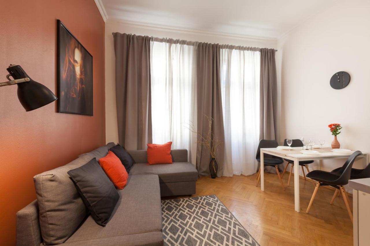 Nejedleho Apartmeet プラハ エクステリア 写真