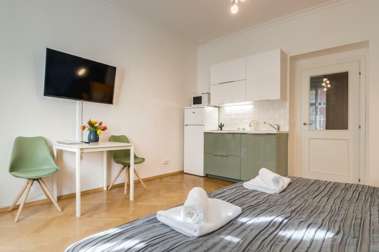 Nejedleho Apartmeet プラハ エクステリア 写真