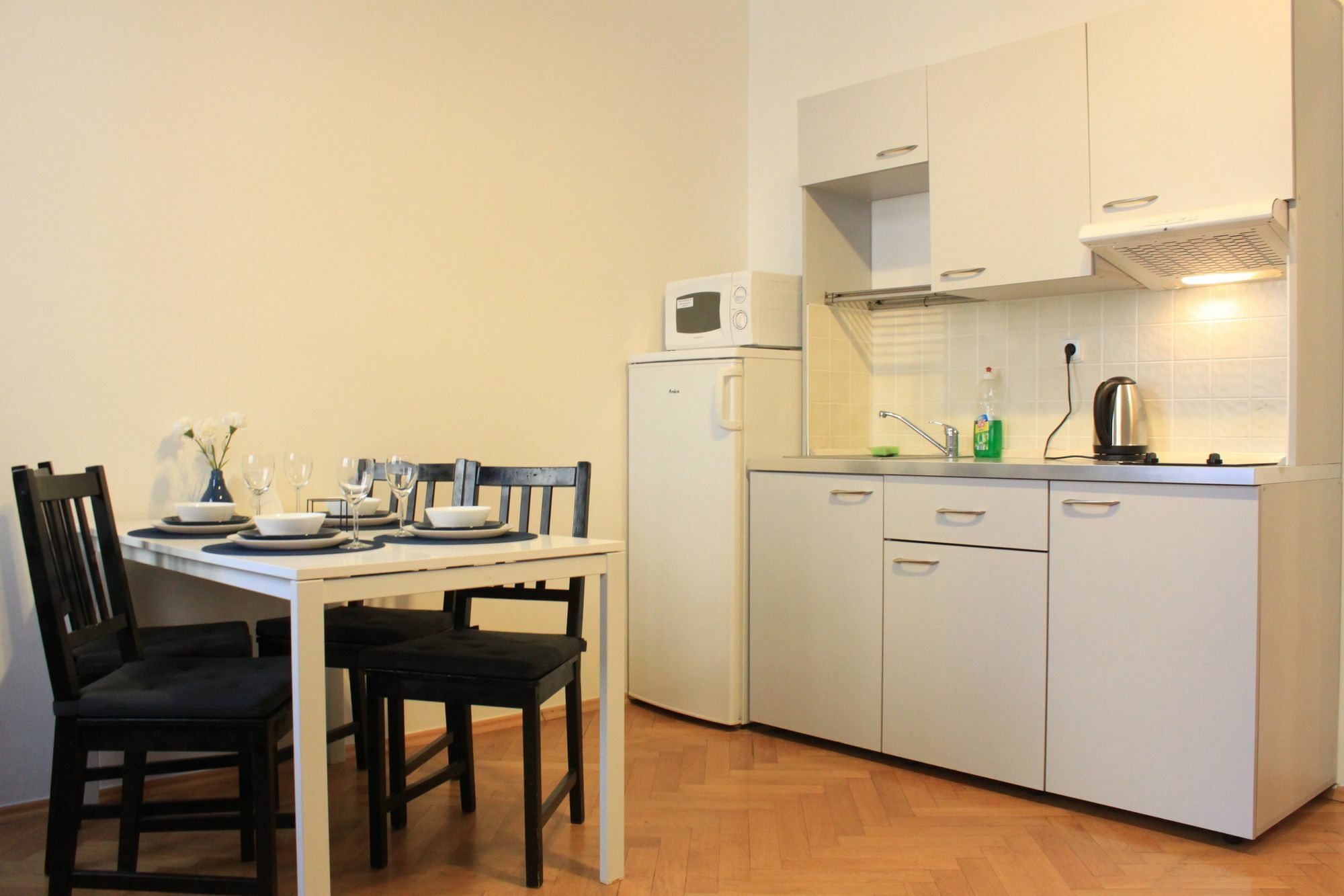Nejedleho Apartmeet プラハ エクステリア 写真